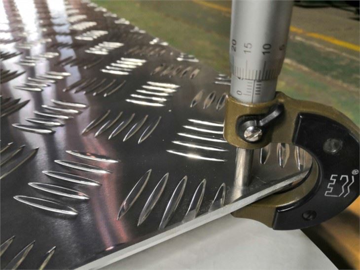 aluminum checker plate thickness