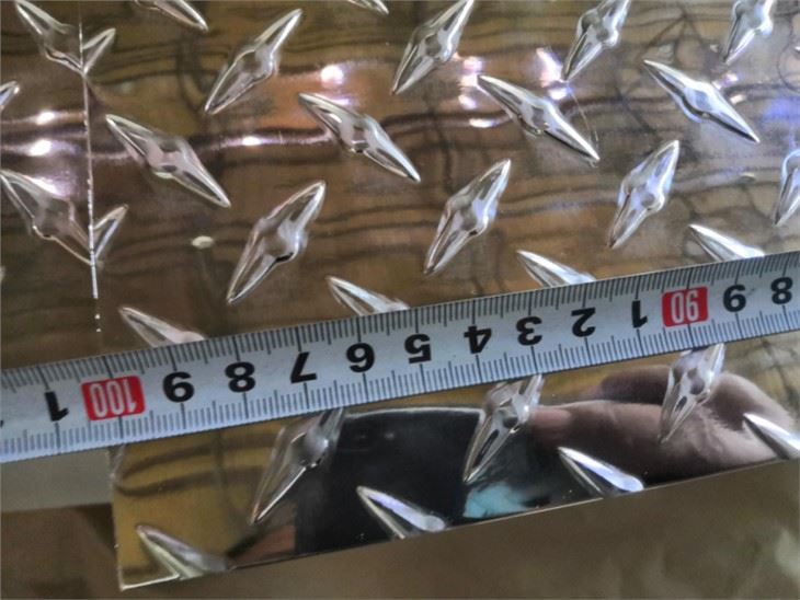 tread plate aluminum