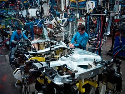 Yuav ua li cas Weld Aluminium: ib phau Ntawv Qhia Tshaj Tawm rau cov neeg pib